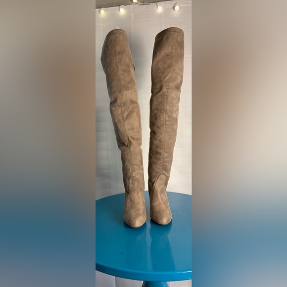 Steve Madden Women's Tan Suede Over-the-Knee Boots - Picture 2 of 5